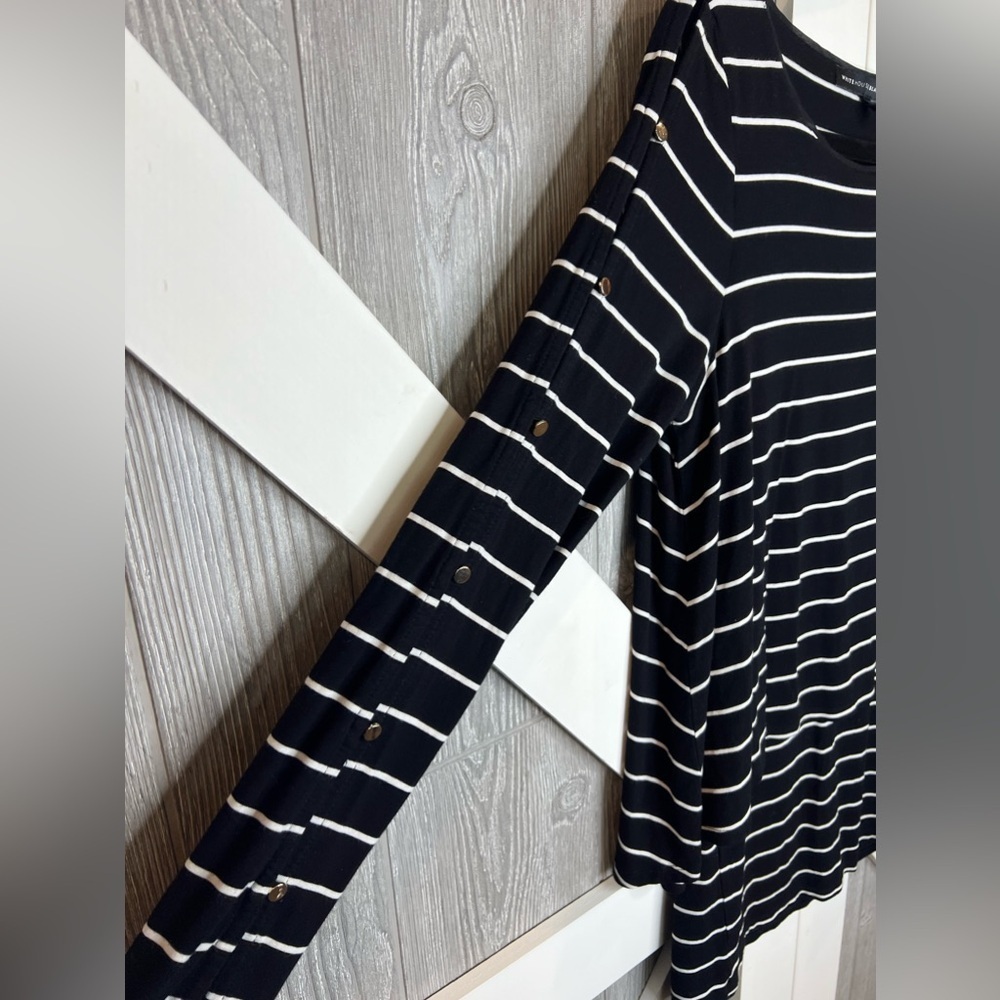 BAG032. White House Black Market Banded Waist Striped Top Button Down Sleeves - Picture 3 of 8